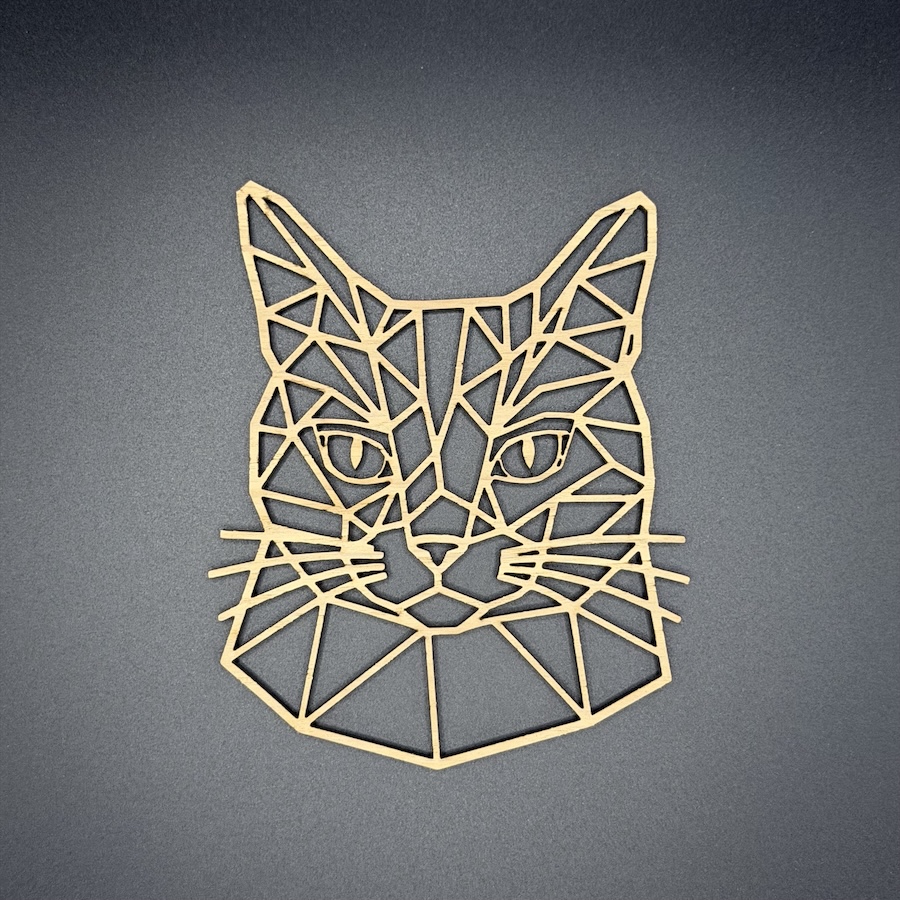 Geometrische kat eiken